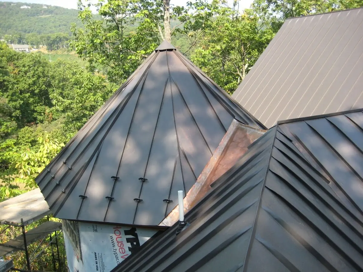 Professional Gutter Cleaning by Craftsman Roofing in Eastvale